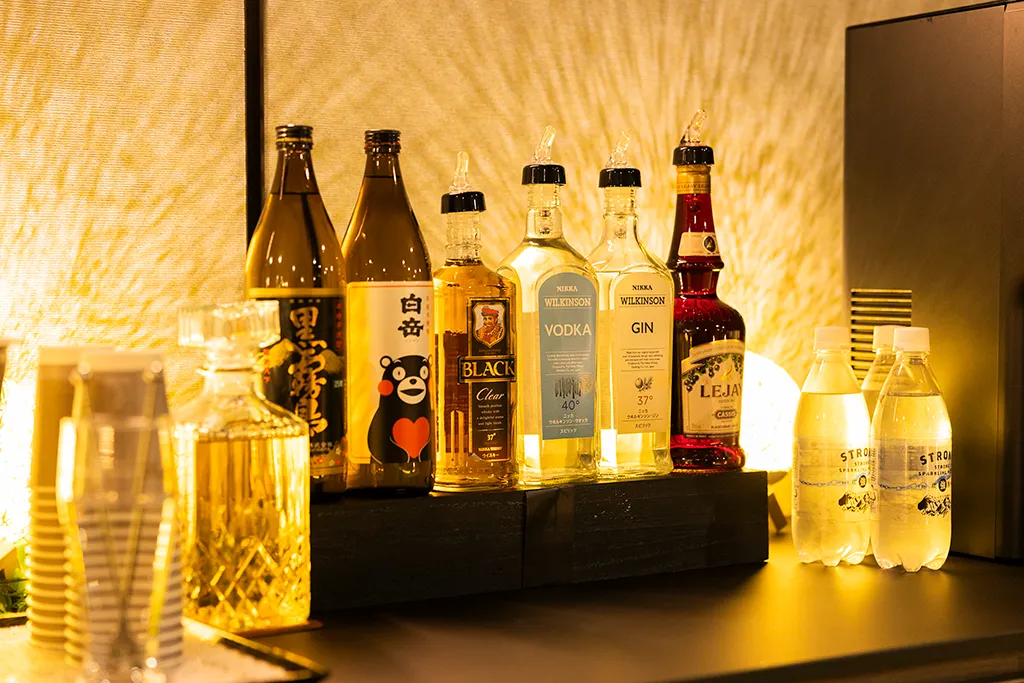 アルコールも飲み放題のドリンクバー