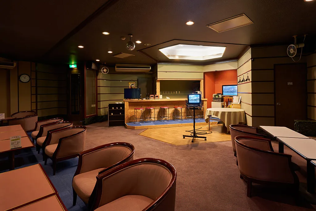 カラオケルーム